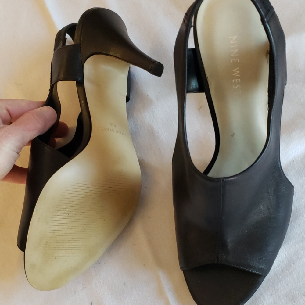 Heels - Picture 2 of 2